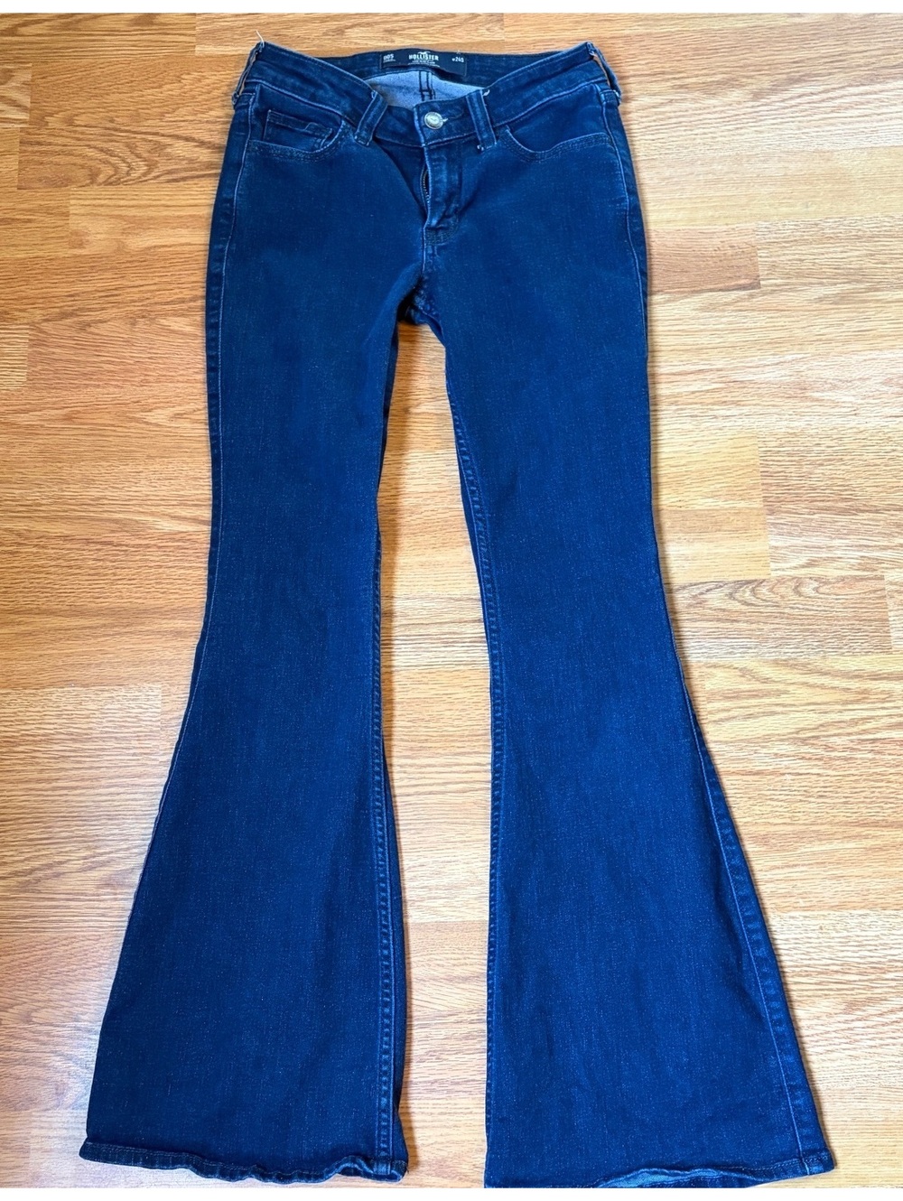 Hollister Dark Blue Flared Jeans Size 00 S Waist 24 Short